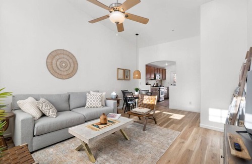 Uptown Sedona House | Red Rock Views | Hot Tub | Walk to Everything