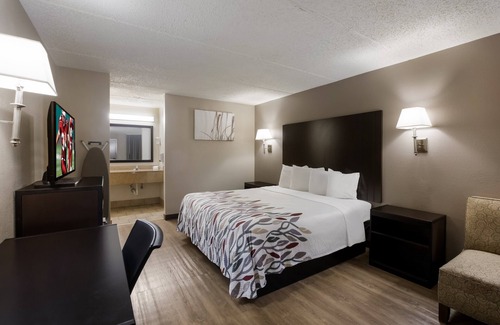 Conley Hotel | Red Roof Inn Atlanta Airport NE - Conley