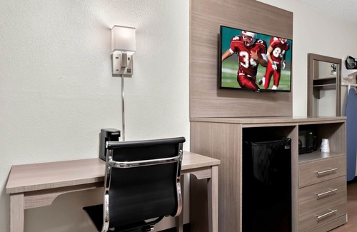 Auburn Hills Hotel | Red Roof Inn Auburn Hills