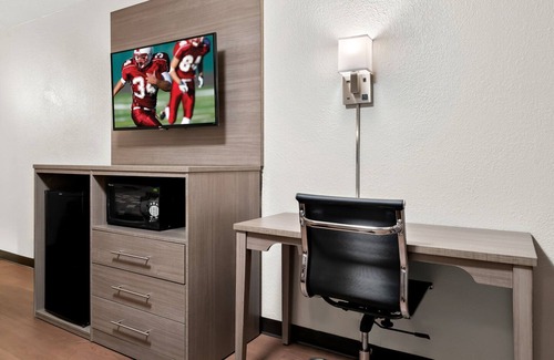 Auburn Hills Hotel | Red Roof Inn Auburn Hills