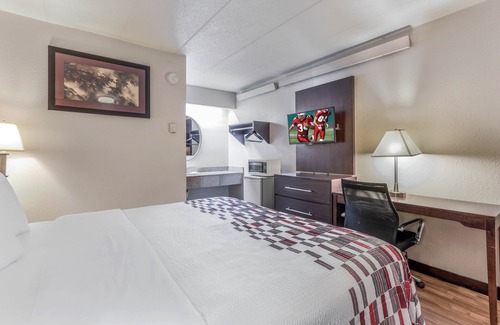 Columbia Hotel | Red Roof Inn Columbia, MO