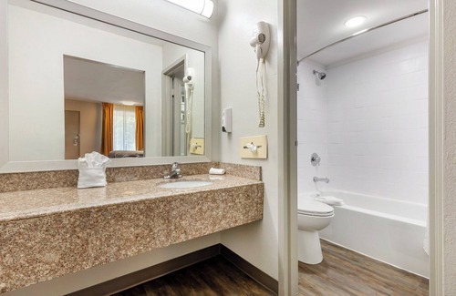 Dunn Hotel | Red Roof Inn Dunn