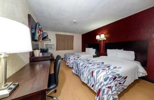 Northside Hotel | Red Roof Inn Jacksonville - Cruise Port