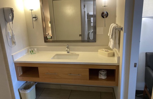 Bearss Plaza Hotel | Red Roof Inn PLUS+ & Suites Tampa