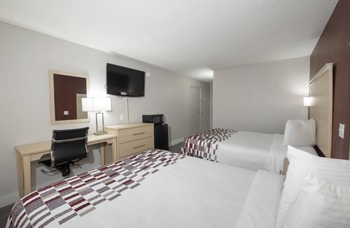 Crabtree Hotel | Red Roof Inn Raleigh - North-Crabtree Mall/Lenovo Center