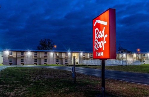 Richmond Hotel | Red Roof Inn Richmond, IN