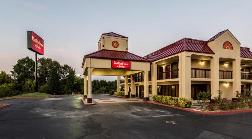 Clinton Hotel | Red Roof Inn & Suites Clinton, TN