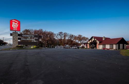 Milnesville Hotel | Red Roof Inn & Suites Hazleton