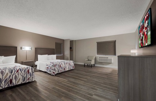 Landisville Hotel | Red Roof Inn & Suites Vineland - Buena
