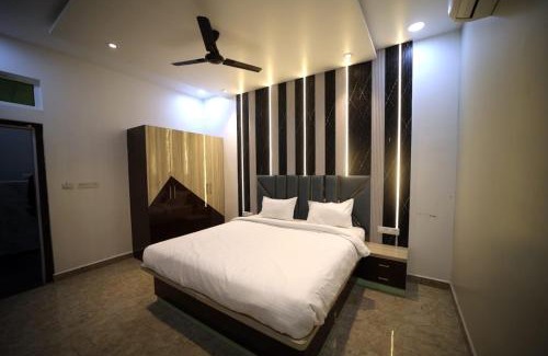 Dalsing Sarai Hotel | Red Velvet Hotel & Resort