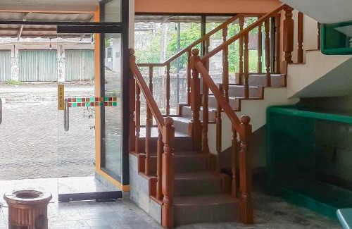 Cikakak Hotel | RedDoorz at Hotel Kumala Pelabuhanratu