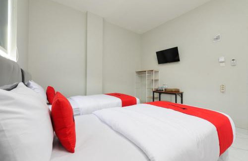 Rajabasa Hotel | RedDoorz near GSG UNILA Lampung