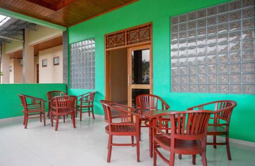 Baturaden Hotel | RedDoorz near Lokawisata Baturaden