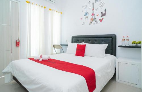 Nganjuk House | RedDoorz Syariah At Winong Nganjuk