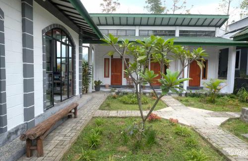 Wonosobo Hotel | RedDoorz Syariah @ Jalan Dieng Wonosobo 2
