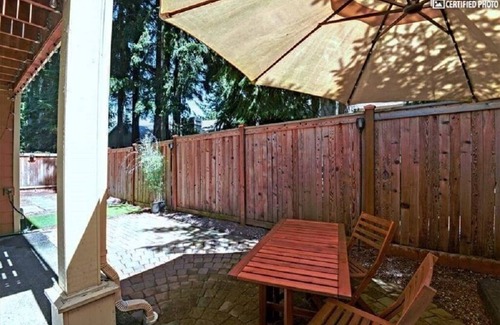Education Hill House | Redmond Hideaway Home - spacious, quiet, and close to everything!