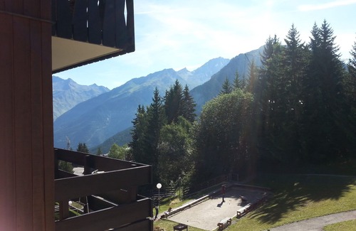 Courchevel Apartment | REDUCED RATE: COURCHEVEL 1550: summer or winter an apartment for 4 people