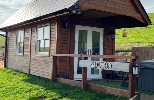 Cornhill on Tweed Ski Chalet | Redwood Lodge - Idyllically situated Lakeside & private hot tub fishing riding