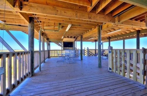Hopedale House | Reel'em In Lodge - Reel Fisherman Stay and Play. We Speak Fish!