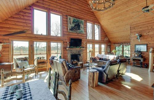 McMinnville House | Reel in Fish, Relax By Fire McMinnville Cabin