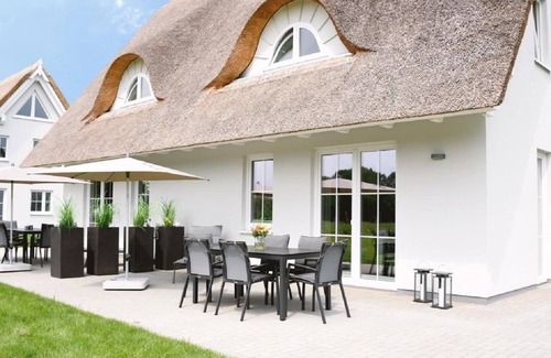 Am Salzhaff House | Reetdachhaus "weitblick"