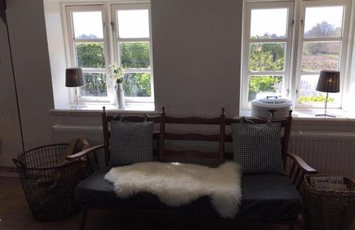 Esgrus House | Reetdachkate Landlust