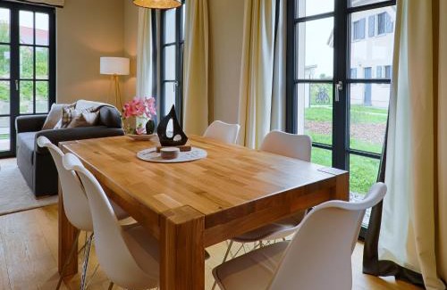 Dranske House | Reetland am Meer - Superior Reetdachvilla mit 2 Schlafzimmern F25