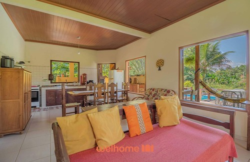 Mambucaba House | Refúgio com piscina, área verde e Churrasqueira