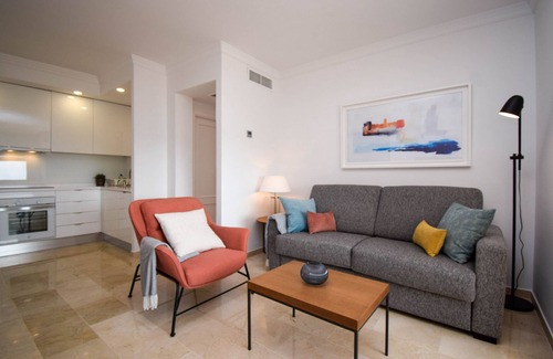 Mijas Apartment | Ref: 245 Modern apartment in Mijas/Fuengirola with sea views in popular family resort