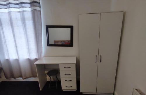 Sneinton Apartment | Ref Fins, Whole house near City centre