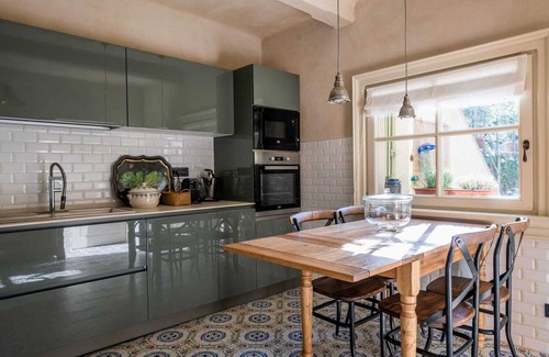 La Morra Villa | Refined Art Nouveau villa with swimming pool
