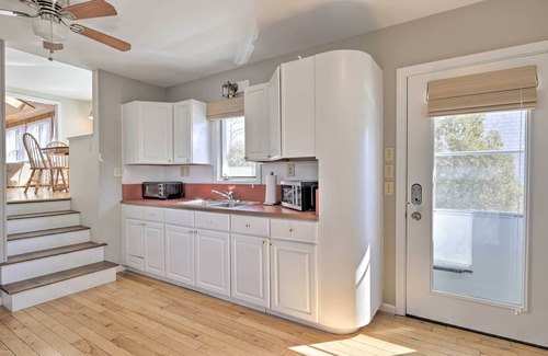 Popponesset Cottage | Refined Retreat W/outdoor Shower, 1 Block to Beach