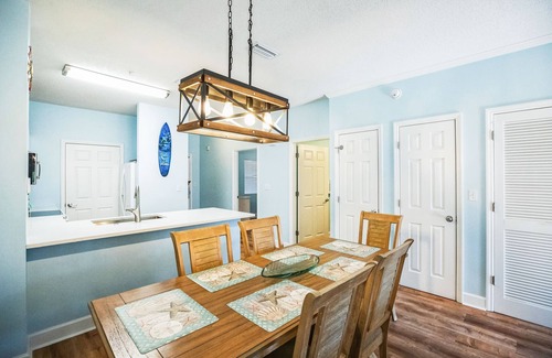 Frangista Beach Condo | Refreshed & remodeled charming 2-bedroom condo 80 steps away from Miramar Beach