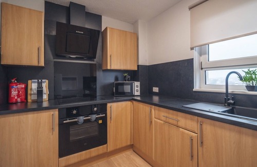 East Kilbride Apartment | Refreshing Modern Apartment in South Lanarkshire