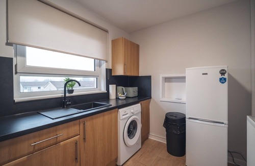 East Kilbride Apartment | Refreshing Modern Apartment in South Lanarkshire