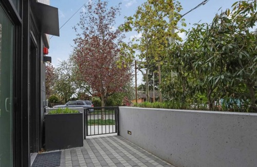 Fraserview House | Refreshing & New 3-Bedroom Vancouver Townhouse
