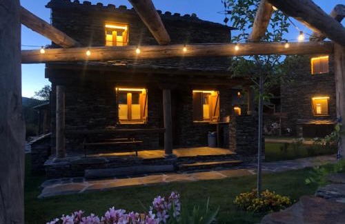Campillo de Ranas Apartment | Refugios Del Valle Negro