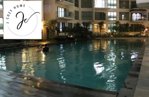 Pekeliling Apartment | Regalia Suites @ Infinity Pool | 4pax | KLCC Nght.View | 2min Subway