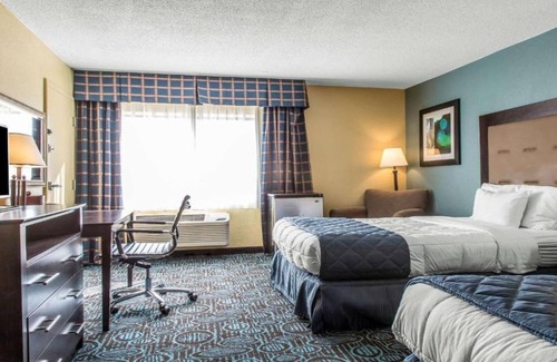 New London Hotel | Regency Inn and Suites - Suite Non Smoking Double Bed