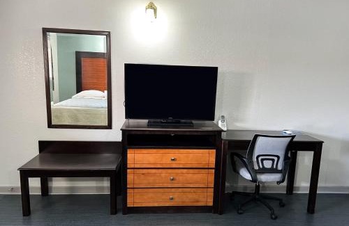 Bald Knob Hotel | Regency Inn Bald Knob