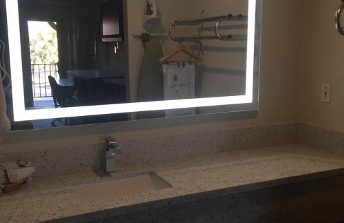 Norco Hotel | Regency Inn