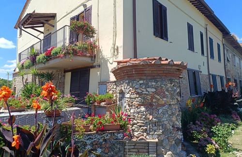 Certaldo Apartment | ReginaSerena 2/4 people private park