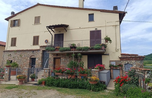 Certaldo Apartment | ReginaSerena 2/4 people private park