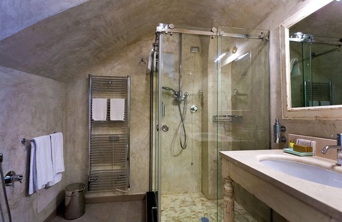 Borgomaro Hotel | Relais Del Maro