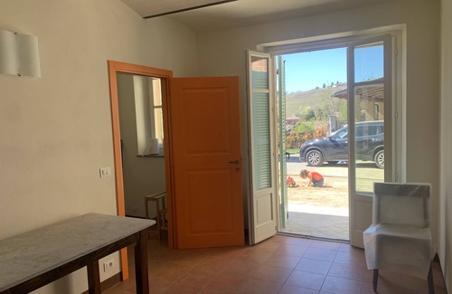 Montegrosso dʼAsti House | Relais "Podere le Gaggie" apt "Il Fienile cin it005076C26DJBQ9Y Alba Asti Nizza