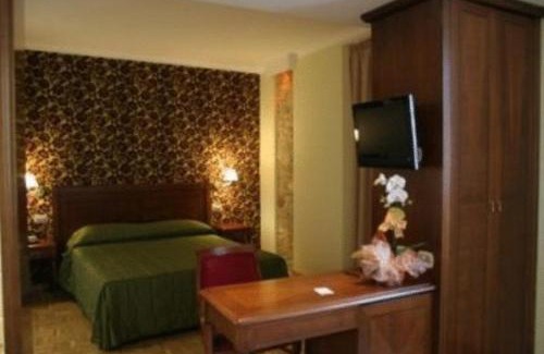 Camerino Hotel | Relais Villa Fornari