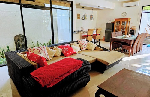 Babakan Villa | Relax and unwind in exquisite comfort in our enclosed 3-bedroom villa in Canggu