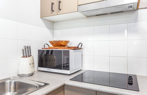 Yeppoon Apartment | Relax and Unwind in the Heart of Yeppoon CBD!