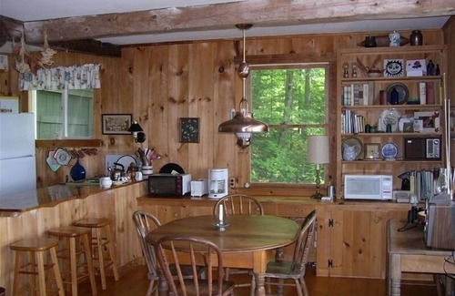 Peacham Cottage | Relax at Comfortable Lakeside Camp in Northern Vermont