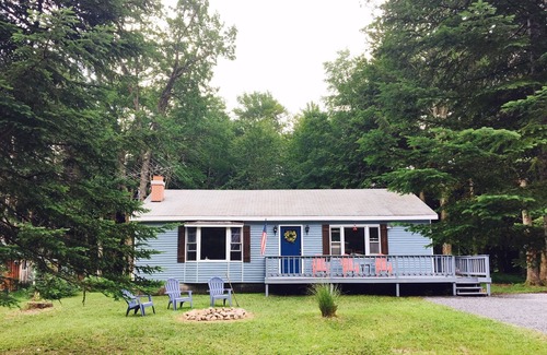 Woodgate House | Relax at Lil Moose Cottage at White Lake